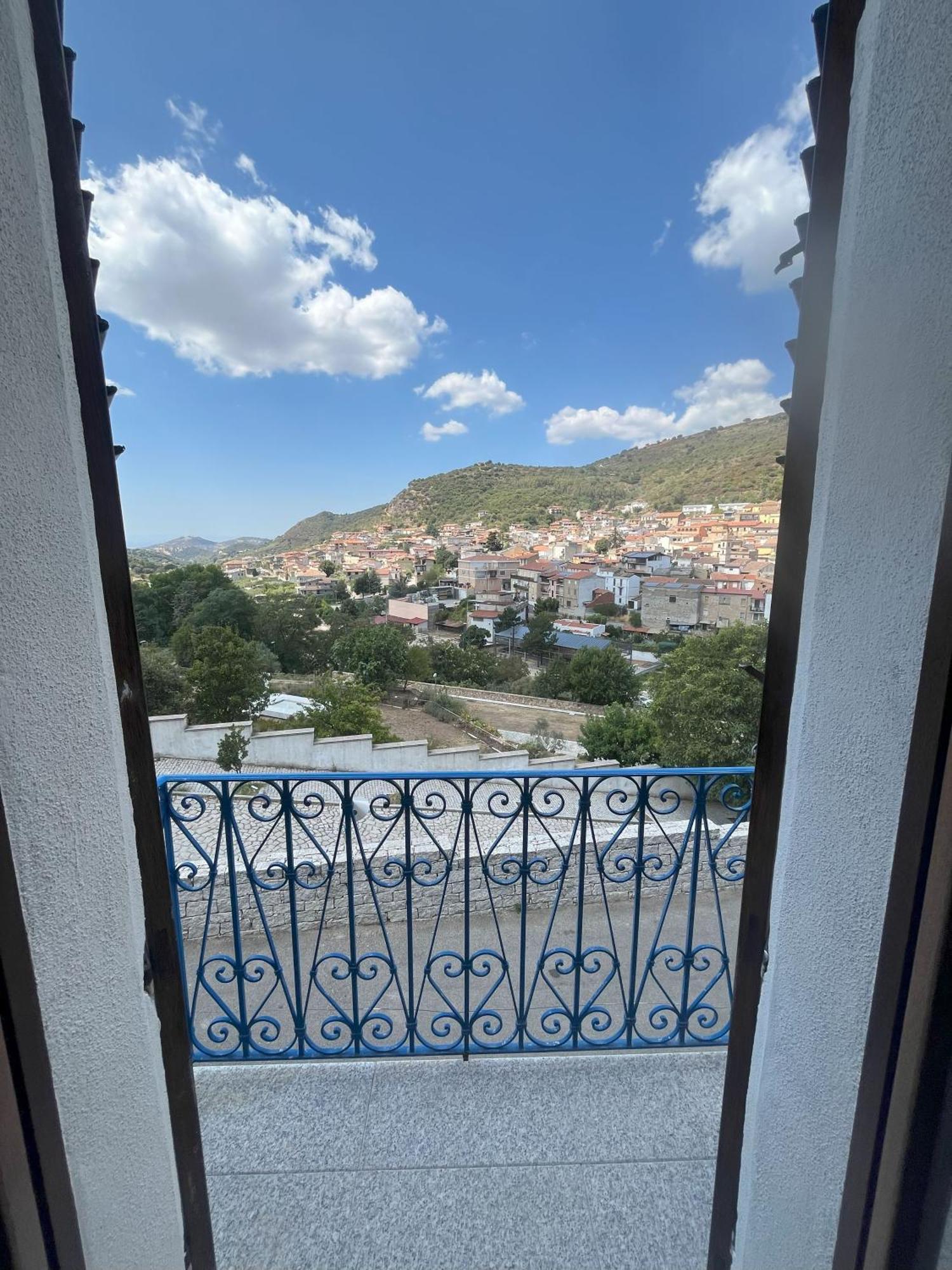 Casa Ziranu Sa Domo E Su Cantaru Orani Exteriör bild